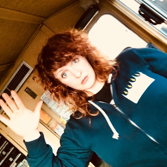 Meet your Posher, Kelsy - Picture 1 of 1